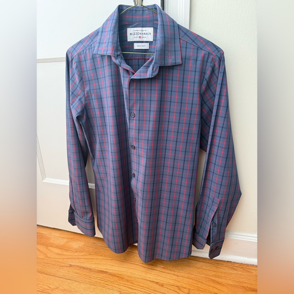 Mizzen+Main Leeward Shirt - Navy and Burgundy Plaid